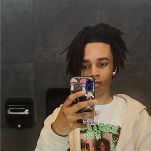 Meet your Posher, Jay